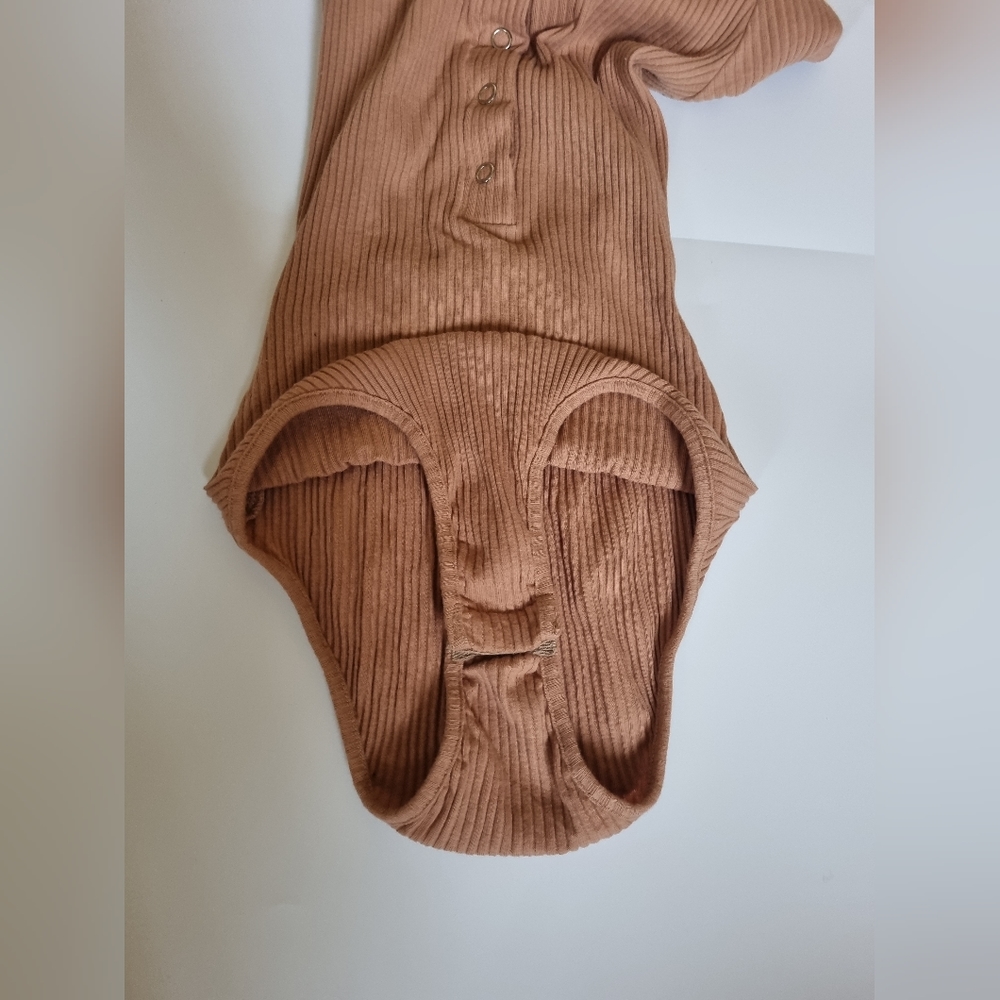 Showpo body suit in mocha - Picture 6 of 8